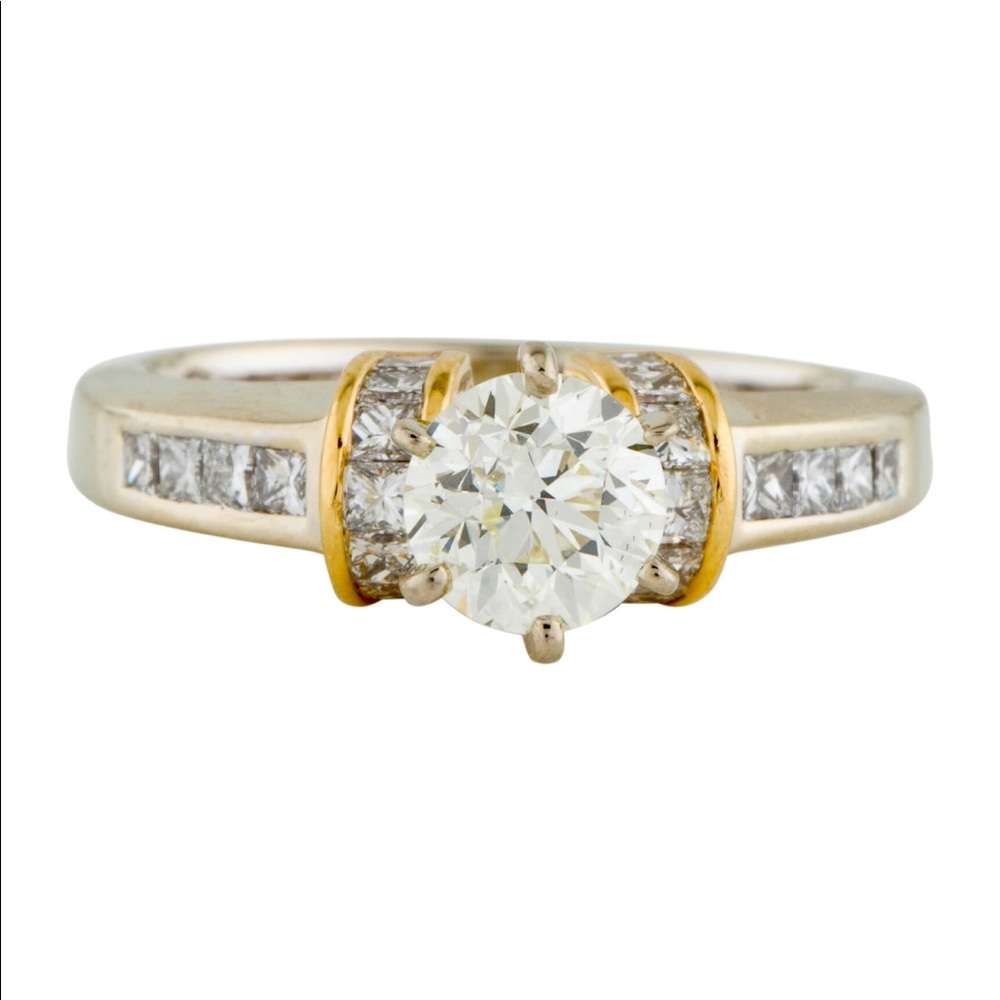 18K 1.60 ctw. DIAMOND ENGAGEMENT RING